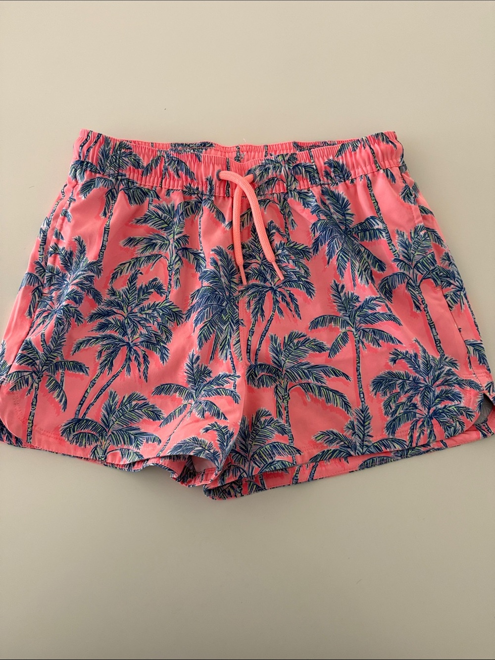 Vineyard vines girls performance shorts size large 14